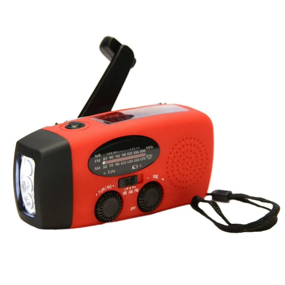 Radio d’Urgence Solaire & Dynamo – Lampe LED, Power Bank 2000 mAh, AM/FM – Spécial Outdoor & Camping - BLACKBEARD OUTDOOR INDUSTRIES