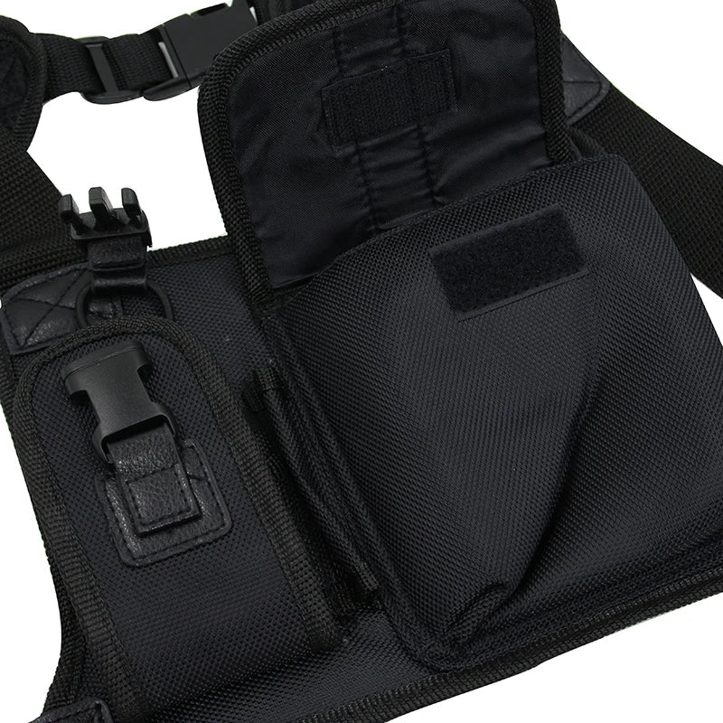 Sac à Poitrine pour Radio de Communication (Walkie Talkie) | Harnais et Poche Porte-radio pour Baofeng, Motorola, ICOM, TYT BLACKBEARD OUTDOOR INDUSTRIES