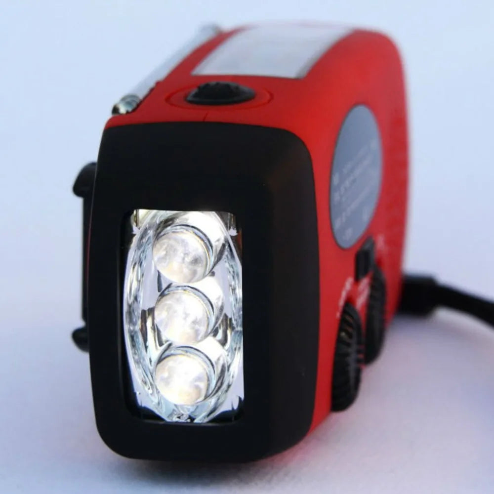 Radio d’Urgence Solaire & Dynamo – Lampe LED, Power Bank 2000 mAh, AM/FM – Spécial Outdoor & Camping - BLACKBEARD OUTDOOR INDUSTRIES