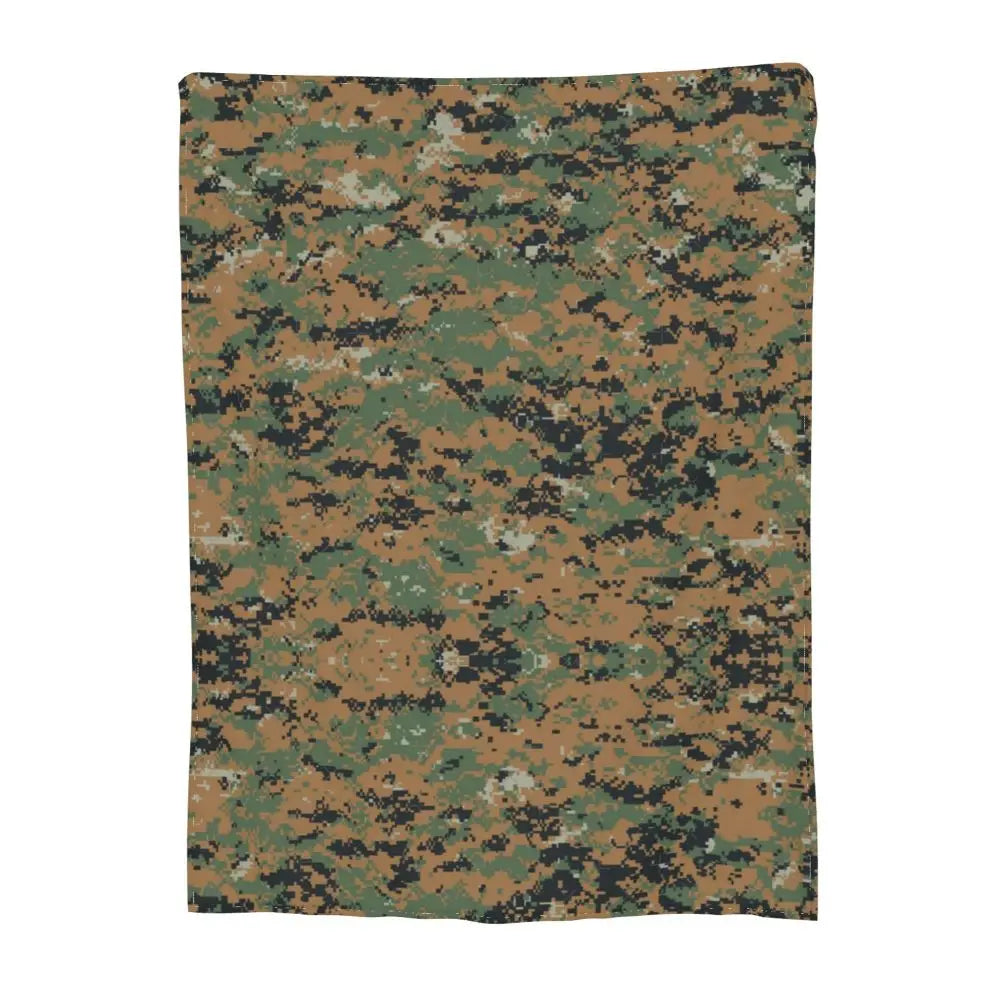 Couverture Camouflage Marpat Woodland – Plaid Militaire Doux en Laine - BLACKBEARD OUTDOOR INDUSTRIES