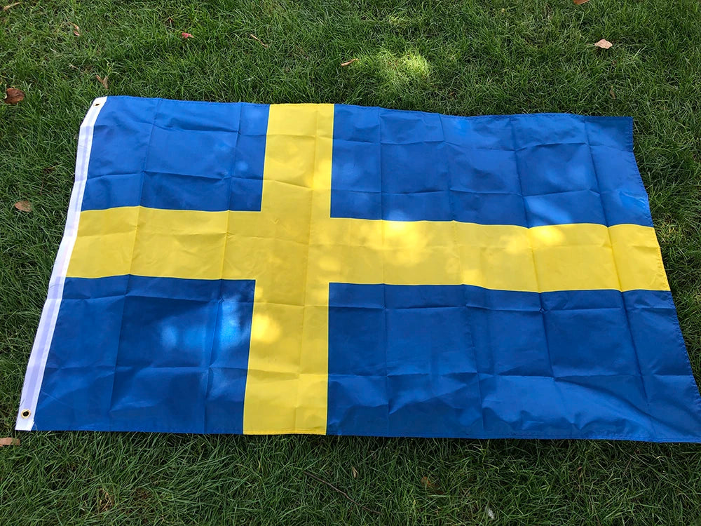 Drapeau de la Suède – 3x5 Pieds (90x150 cm) – Drapeau National du Royaume de Suède – Bannière en Polyester Suspendue BLACKBEARD OUTDOOR INDUSTRIES