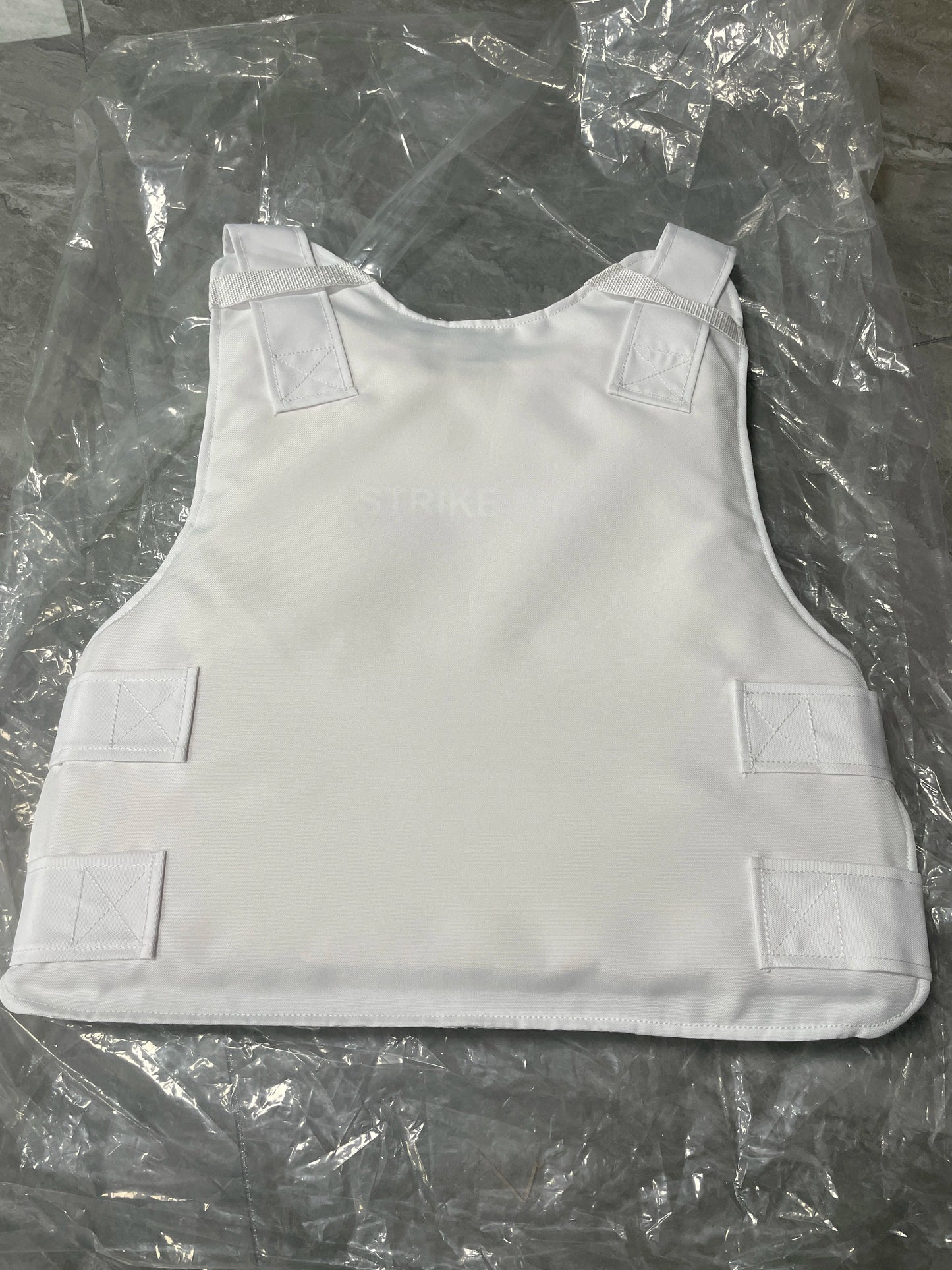 Gilet Pare-Balles Léger NIJ Niveau IIIA – Protection Anti-Balles et Anti-Coupures Discrète - BLACKBEARD OUTDOOR INDUSTRIES