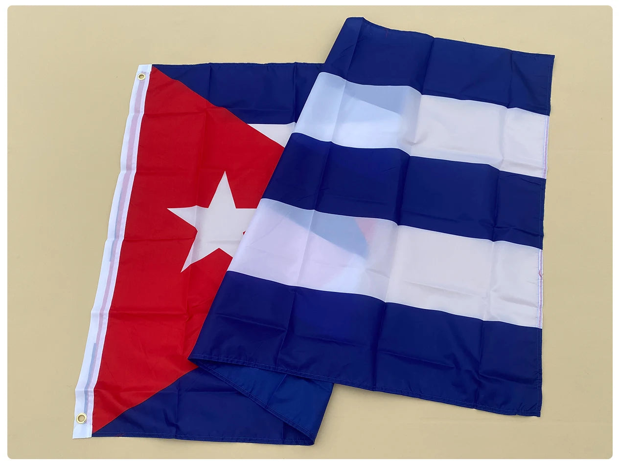 Drapeau Cubain – 90x150 cm – Drapeau en Polyester Suspendu – Décoration Intérieure et Extérieure avec Livraison Gratuite BLACKBEARD OUTDOOR INDUSTRIES