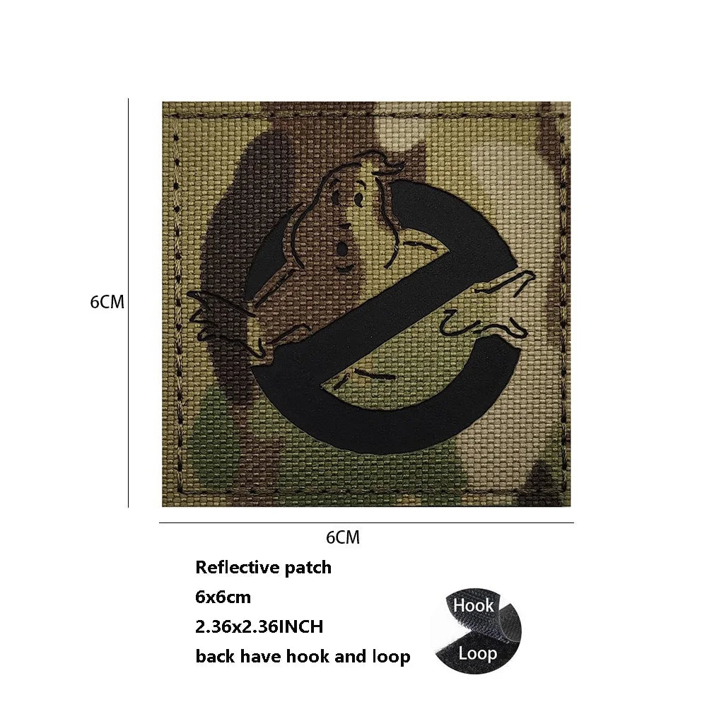 Patch Ghostbuster Rouge Équipe Anti-Fantôme – Broderie Tactique Phosphorescente avec Scratch - BLACKBEARD OUTDOOR INDUSTRIES