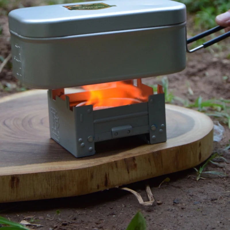 Fourneau Portable Pliable à Combustible Solide – Mini Réchaud de Pique-Nique en Fer Galvanisé pour Camping, Barbecue et Cuisine en Plein Air - BLACKBEARD OUTDOOR INDUSTRIES