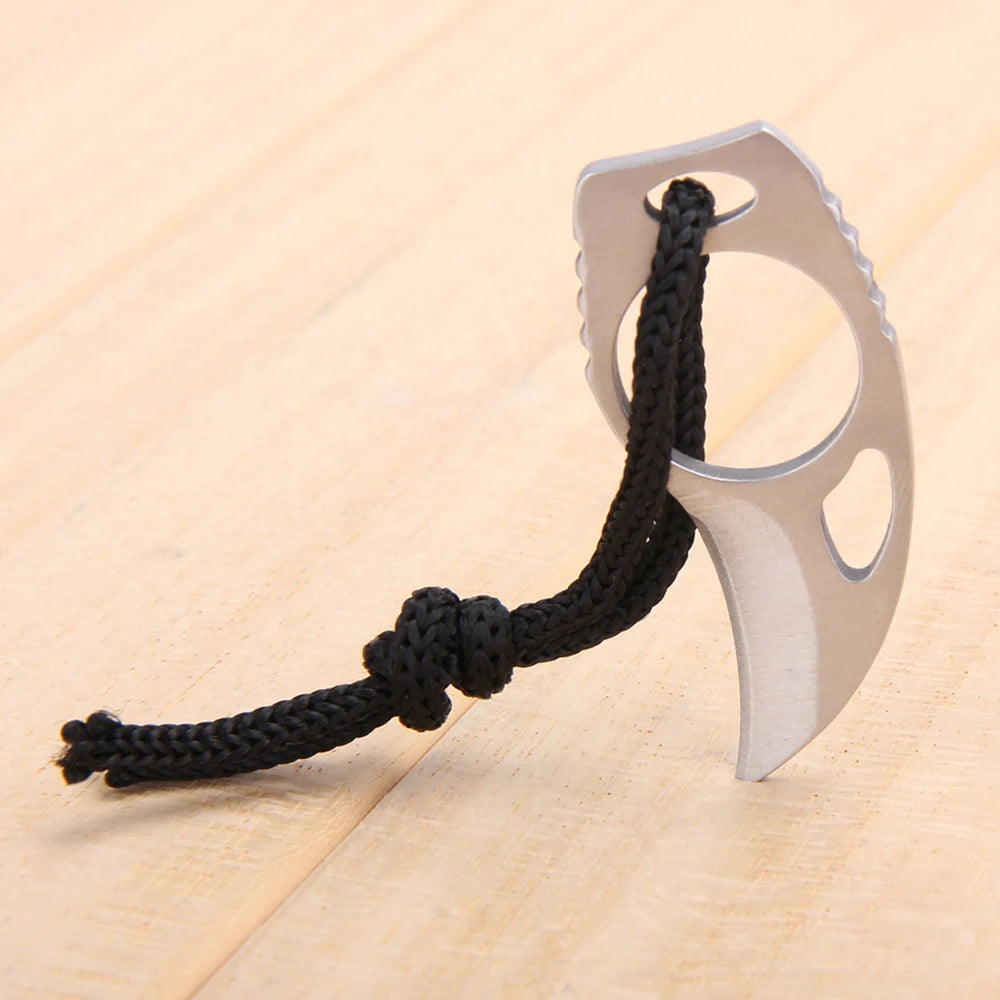 Couteau de Survie avec Anneau de Doigt, Mini Couteau Poche avec Étui en Cuir - Outil EDC Multifonction pour Camping, Randonnée et Aventure - BLACKBEARD OUTDOOR INDUSTRIES