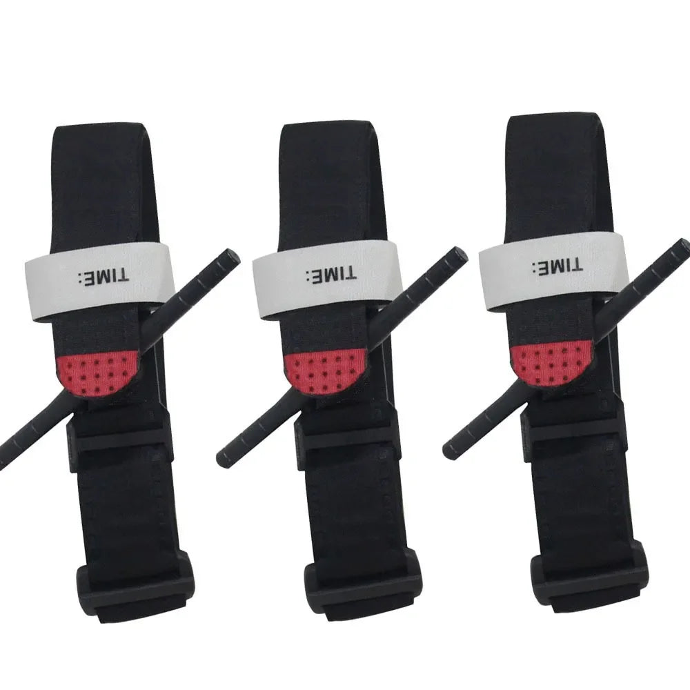 EDC Molle Tourniquet Holder Box – Boîte de Rangement Multifonction avec Système MOLLE | Option avec Garrot d’Urgence - BLACKBEARD OUTDOOR INDUSTRIES