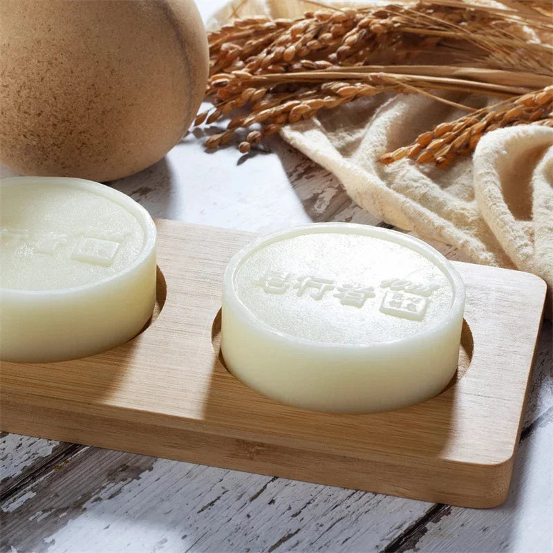 Savon Fait Main à Base de Lait de Chèvre et Protéines de Soie – Éclaircissant, Contrôle de l'Huile, Anti-Acné et Nourrissant pour la Peau - BLACKBEARD OUTDOOR INDUSTRIES