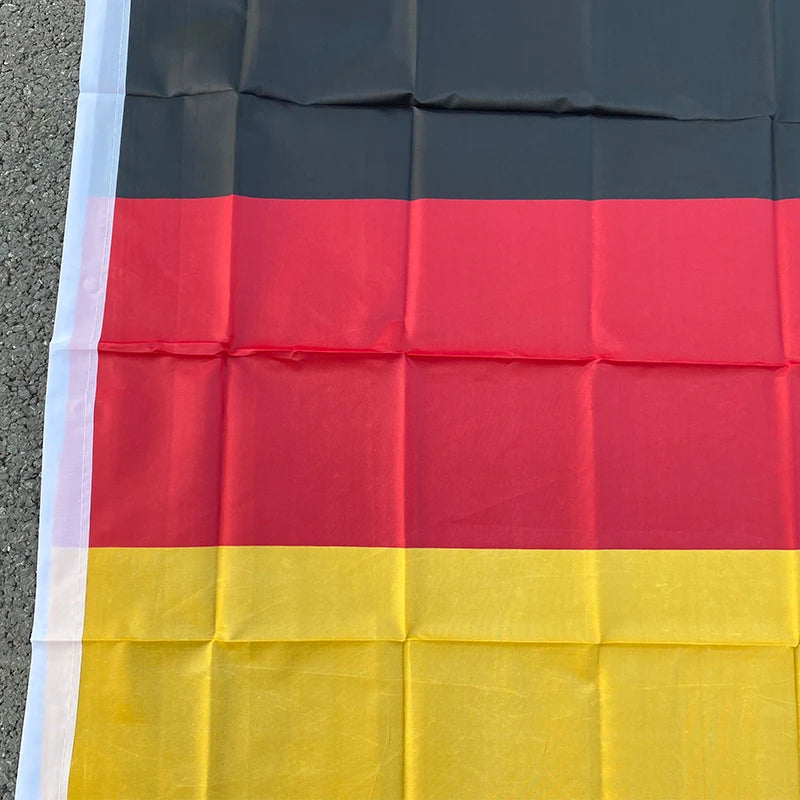 Drapeau de l'Allemagne (Noir, Rouge, Jaune) 90x150 cm - Bannière en Polyester Suspendue pour Décoration BLACKBEARD OUTDOOR INDUSTRIES