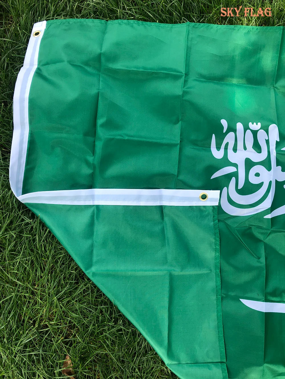 Drapeau de l'Arabie Saoudite – 90x150 cm – Drapeau National en Polyester – Décoration Intérieure et Extérieure BLACKBEARD OUTDOOR INDUSTRIES