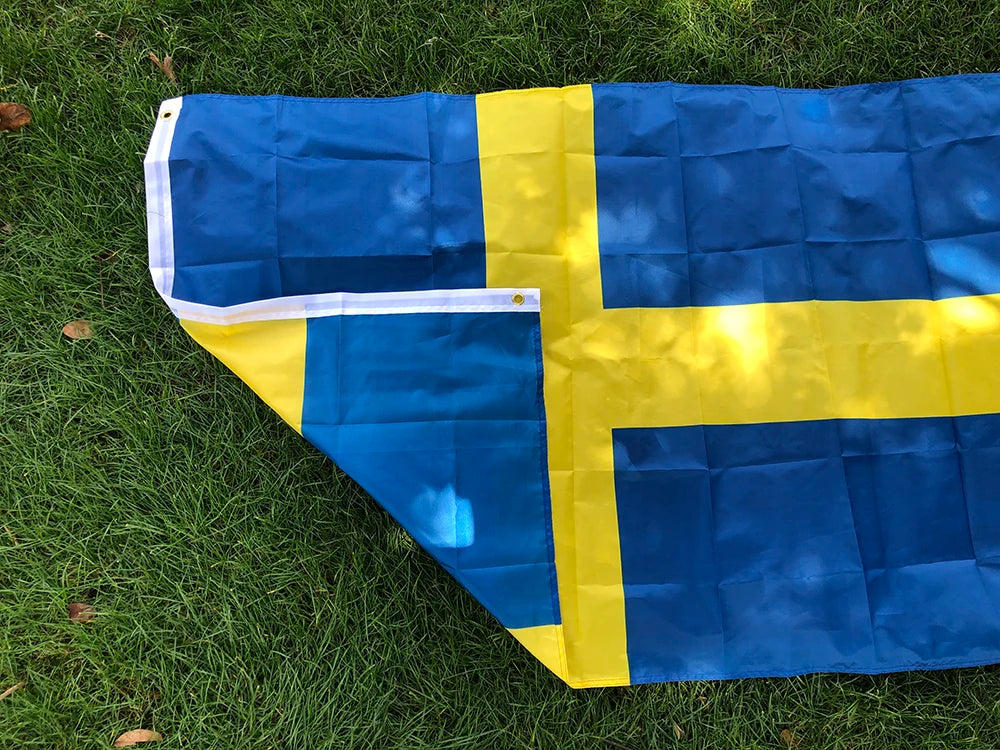 Drapeau de la Suède – 3x5 Pieds (90x150 cm) – Drapeau National du Royaume de Suède – Bannière en Polyester Suspendue BLACKBEARD OUTDOOR INDUSTRIES