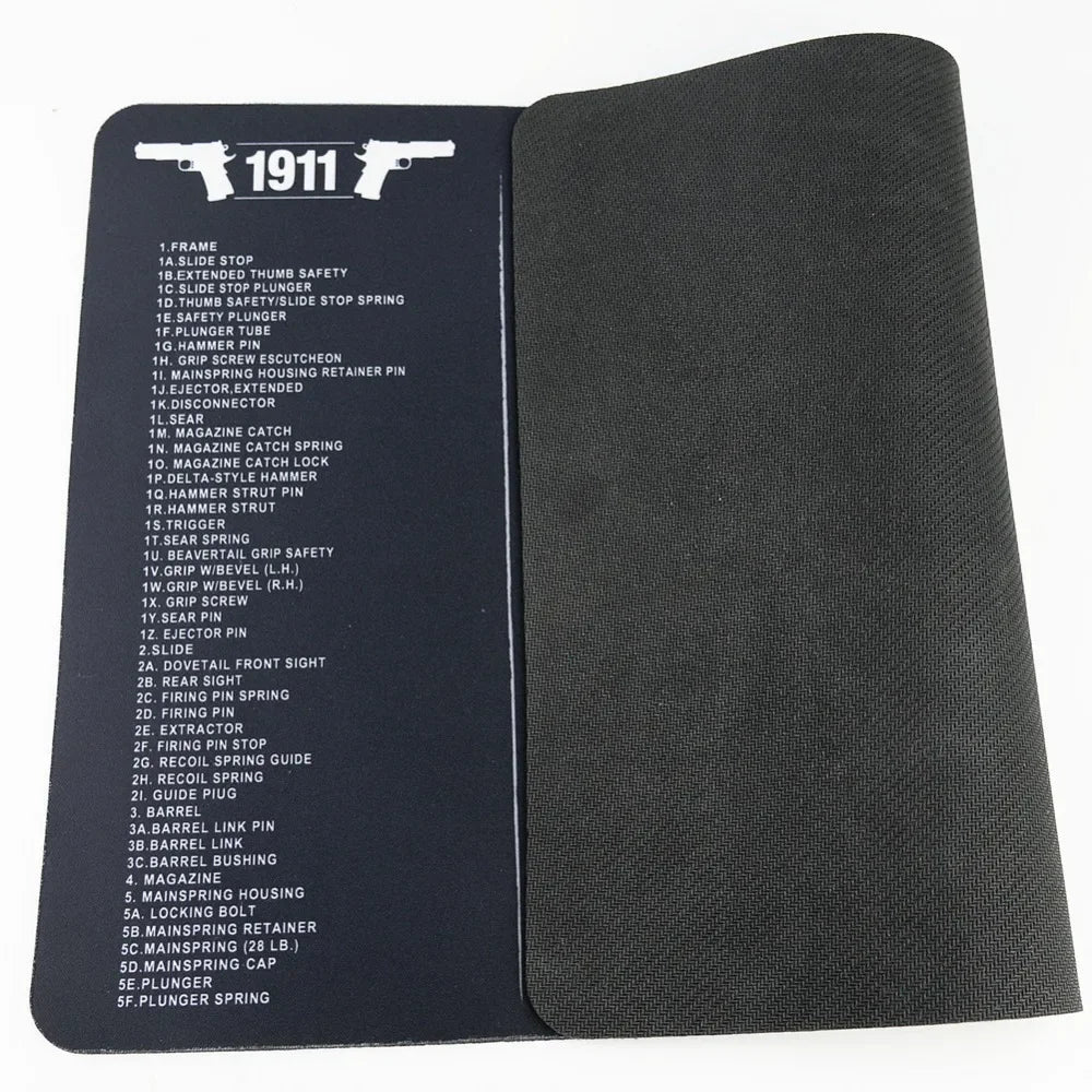 Tapis de Nettoyage pour Armes & Tapis de Souris Gaming – Modèles Beretta 92, Sig 226, Sig 229, USP - BLACKBEARD OUTDOOR INDUSTRIES