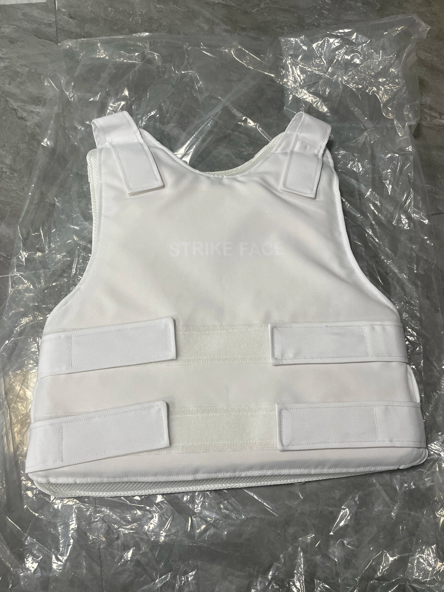 Gilet Pare-Balles NIJ IIIA – Ultra-Confortable et Léger, Discret et Résistant, Protection Personnelle de Niveau Supérieur - BLACKBEARD OUTDOOR INDUSTRIES