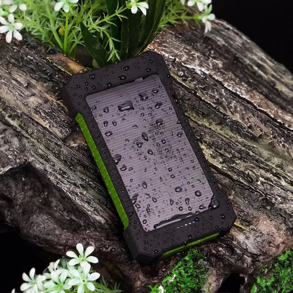 Power Bank Solaire 20 000mAh Étanche – Chargeur d'Urgence avec LED SOS & Boussole - BLACKBEARD OUTDOOR INDUSTRIES