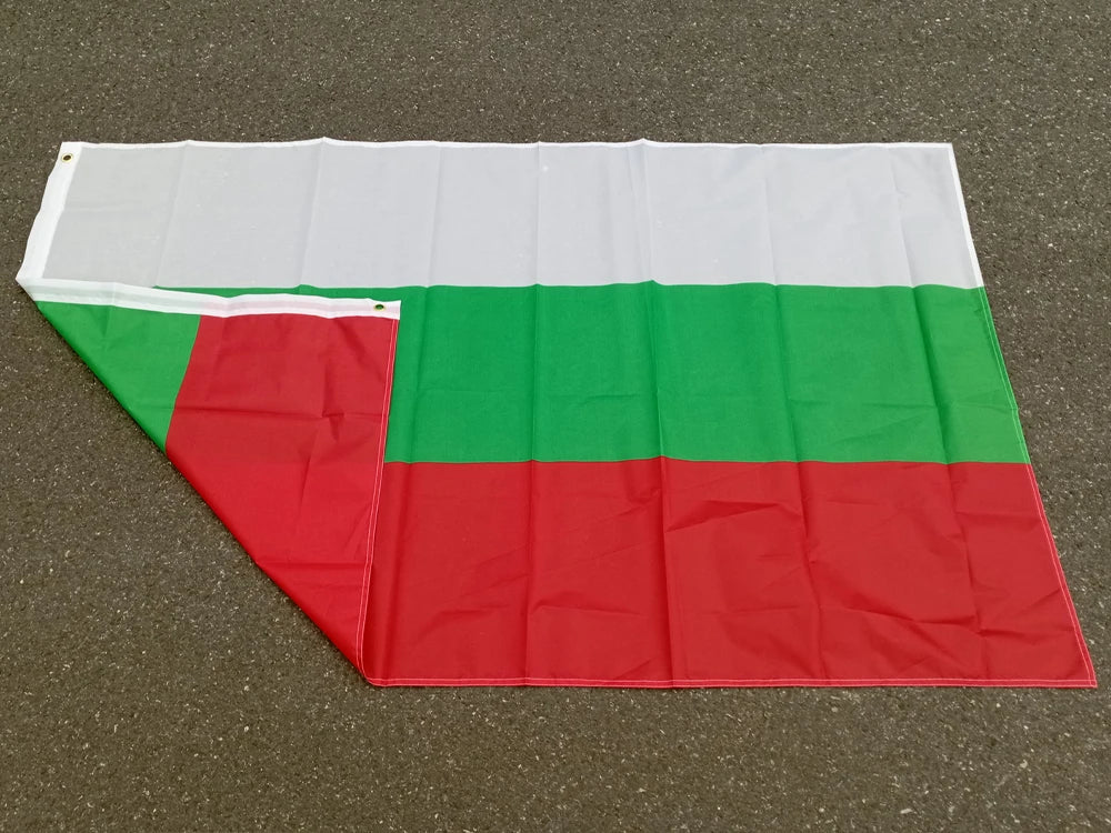 Drapeau National Bulgare – 90x150 cm – Polyester – Drapeau Europe EU – Blanc, Vert, Rouge – BG BGR Bulgarie BLACKBEARD OUTDOOR INDUSTRIES