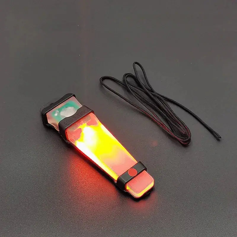 Lampe de Sécurité Clignotante FMA pour Casque – Signal de Survie Étanche pour Activités Outdoor Ma boutique