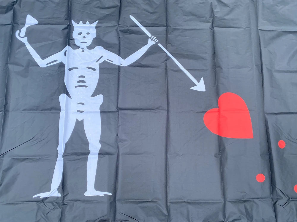 Drapeau Pirate Blackbeard Edward Teach - 90x150cm BLACKBEARD OUTDOOR INDUSTRIES
