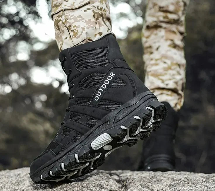 Bottes Militaires Outdoor - Bottes de Randonnée avec Semelles en Caoutchouc BLACKBEARD OUTDOOR INDUSTRIES