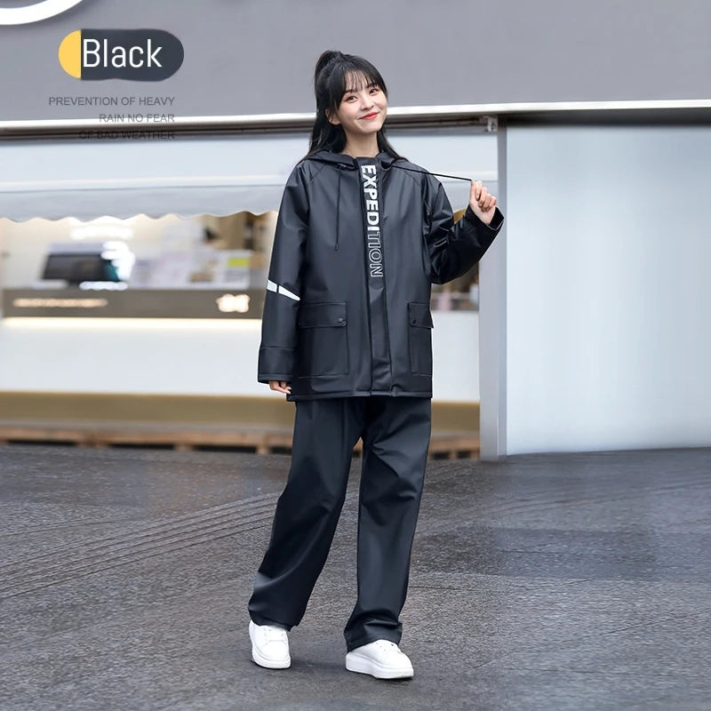 Set de Poncho de Pluie Séparé avec Pantalons - Ensemble Complet Résistant aux Tempêtes, Imperméable, Réfléchissant BLACKBEARD OUTDOOR INDUSTRIES