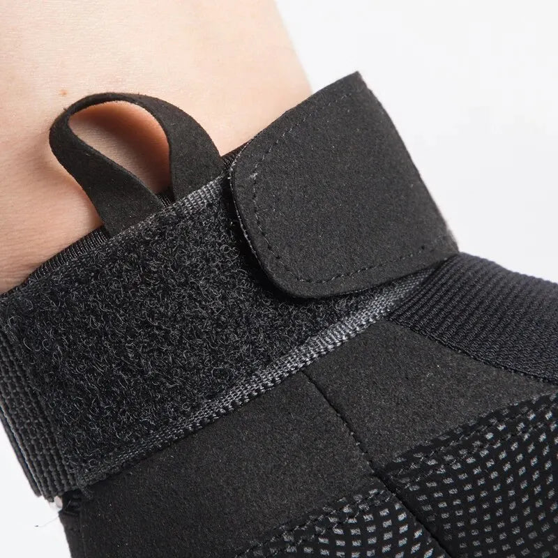 Gants Tactiques Demi-Doigts RNO – Précision, Protection et Liberté de Mouvement - BLACKBEARD OUTDOOR INDUSTRIES