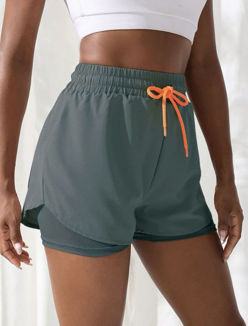 Short de Sport Femme 2-en-1 Mermaid Curve – Respirant, Séchage Rapide, Taille Cordon, Graphique Lettre - BLACKBEARD OUTDOOR INDUSTRIES