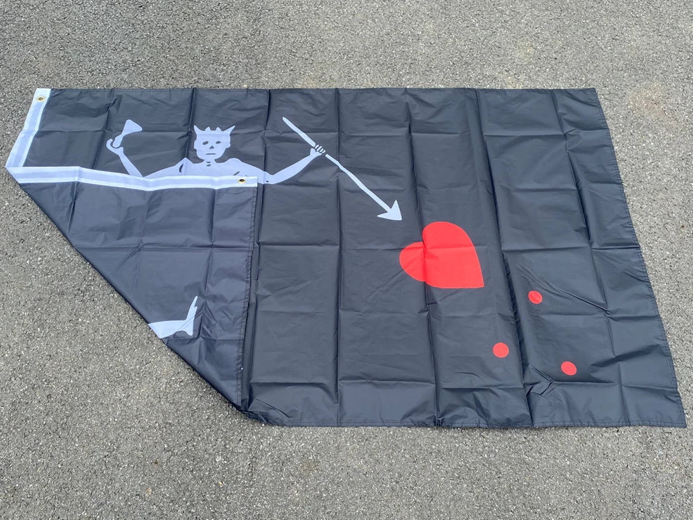 Drapeau Pirate Blackbeard Edward Teach - 90x150cm BLACKBEARD OUTDOOR INDUSTRIES
