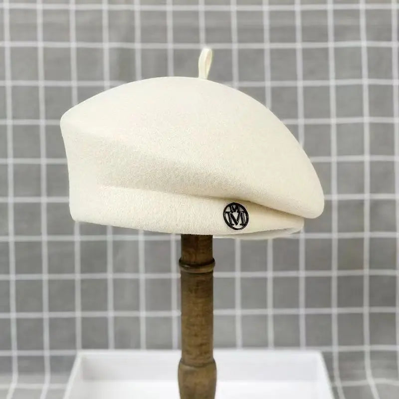 Chapeau Bérét Classique pour Femmes - Hiver, Mode et Élégance BLACKBEARD OUTDOOR INDUSTRIES