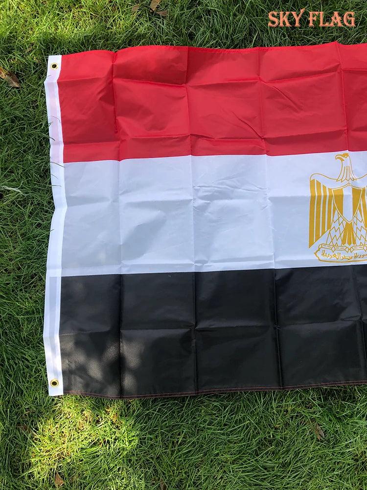 Drapeau National de l'Égypte - 90x150 cm - Imprimé Double Face - Polyester de Haute Qualité - Drapeau Suspendu pour Décoration BLACKBEARD OUTDOOR INDUSTRIES