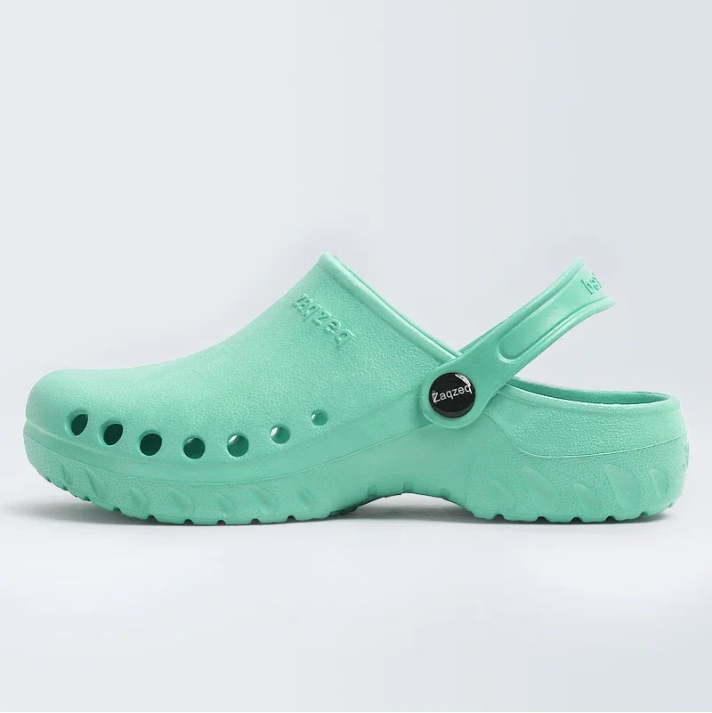 Chaussures Médicales Unisexes - Sabots, Ultra-légers, Non-glissants pour Salle d'Opération BLACKBEARD OUTDOOR INDUSTRIES