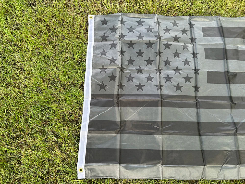 Drapeau Américain Noir – 90x150 cm – Drapeau en Polyester Suspendu – Décoration Intérieure et Extérieure BLACKBEARD OUTDOOR INDUSTRIES