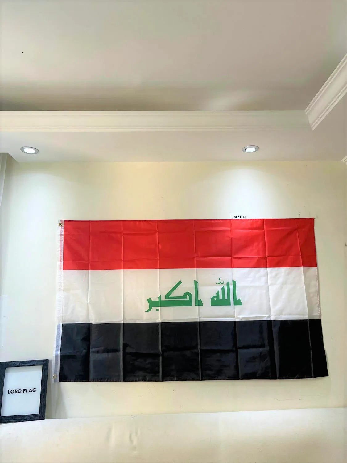 Drapeau de l'Irak - 90x150 cm (3ft x 5ft) - Bannière en Polyester BLACKBEARD OUTDOOR INDUSTRIES