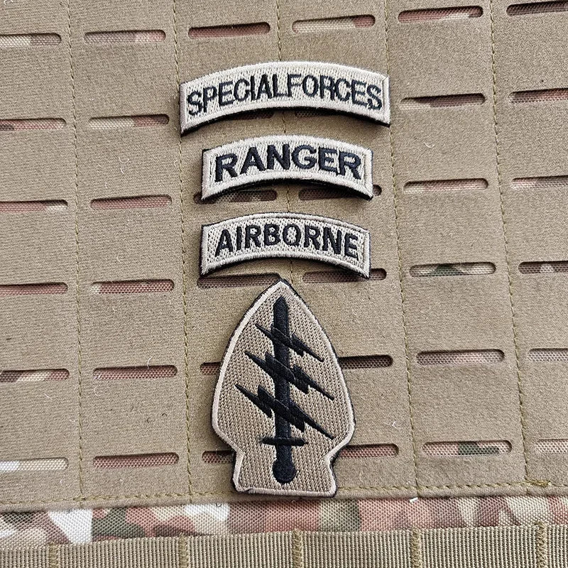 Patch Brodé Forces Spéciales avec Drapeau des États-Unis – avec Velcro pour Casque, Vêtements et Équipements Militaires - BLACKBEARD OUTDOOR INDUSTRIES