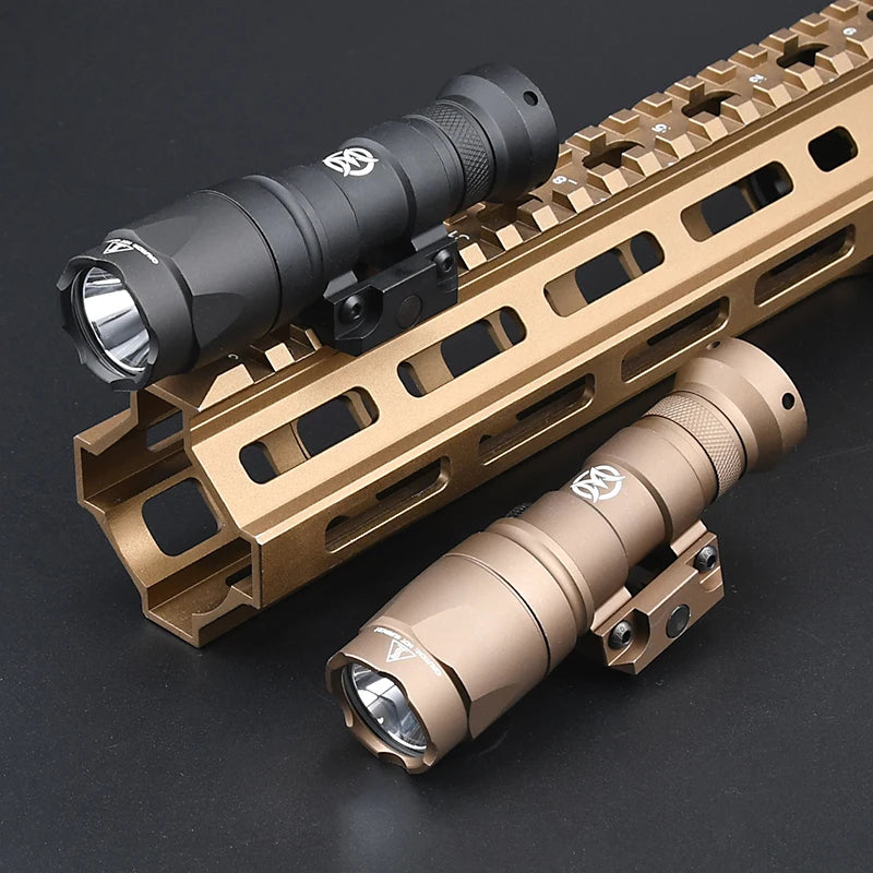Lampe Tactique WADSN M300A – Mini Scout Light Type SureFire pour Rail 20mm - BLACKBEARD OUTDOOR INDUSTRIES