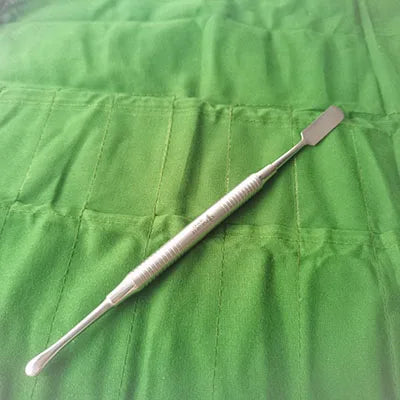 Kit d'Instruments Chirurgicaux pour Implants Dentaires - 26 Pièces - Pinces à Mordre l'Os, Marteau Osseux, Séparateur de Périoste, Sonde - Kit Chirurgical Intraoral BLACKBEARD OUTDOOR INDUSTRIES