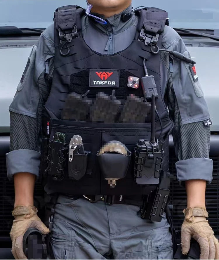 Gilet Tactique YAKEDA en Nylon – Gilet de Chasse avec Libération Rapide et Système PALS Découpé au Laser, Dos Extensible et Résistant à l'Usure BLACKBEARD OUTDOOR INDUSTRIES