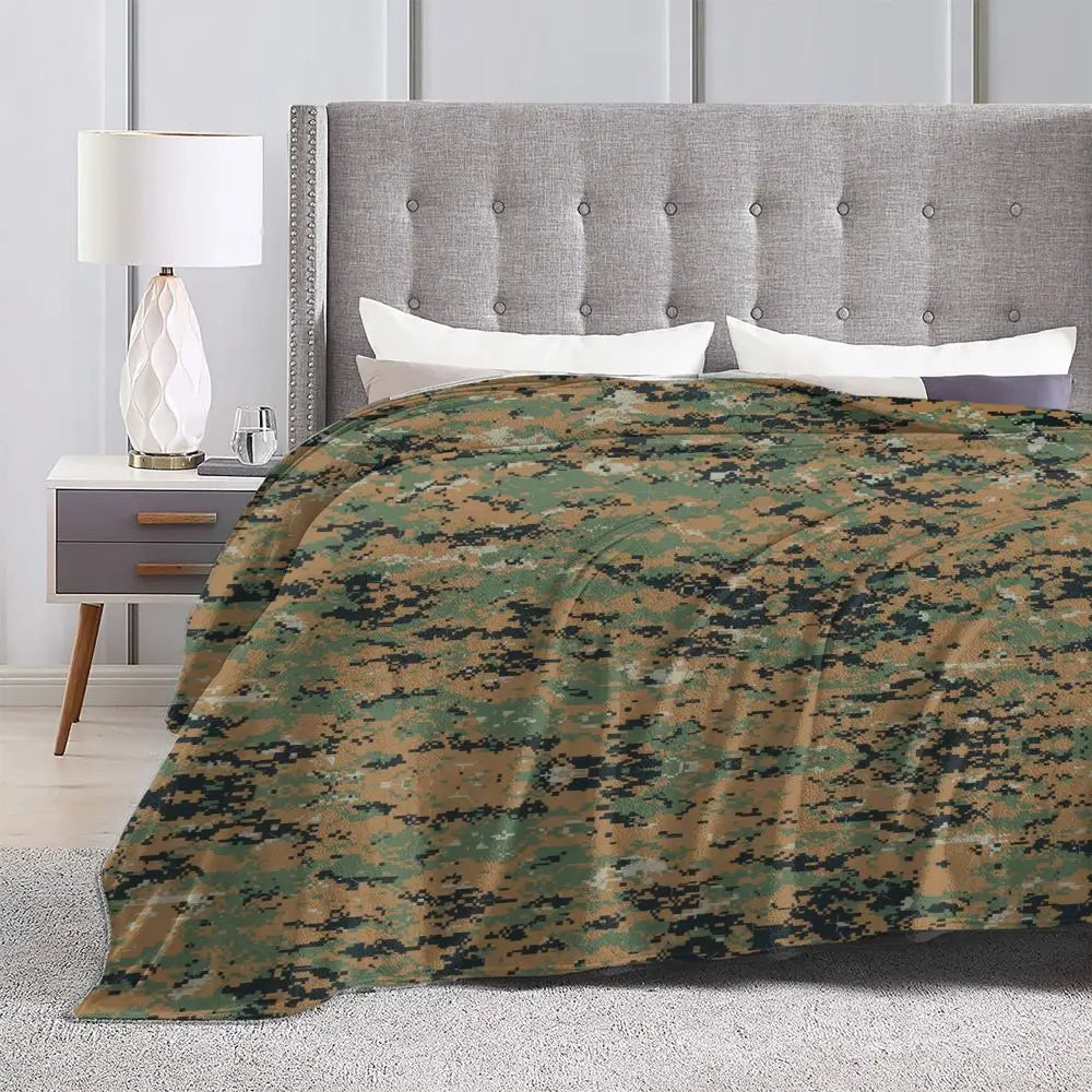 Couverture Camouflage Marpat Woodland – Plaid Militaire Doux en Laine - BLACKBEARD OUTDOOR INDUSTRIES