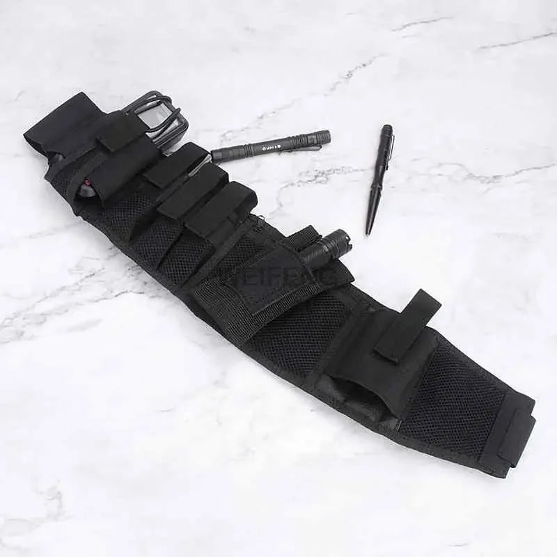 Ceinture Tactique de Sécurité Multifonctionnelle avec Kit Utilitaire – Ceinture Souple Rembourrée, Porte-Téléphone, Pochette pour Chargeur, et Accessoires BLACKBEARD OUTDOOR INDUSTRIES