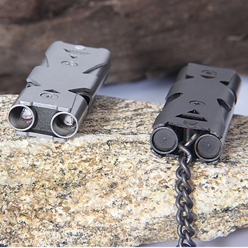 Sifflet d'Urgence Portable 180 dB – Double Tube | SOS, Survie, Randonnée, Camping, Sécurité - BLACKBEARD OUTDOOR INDUSTRIES