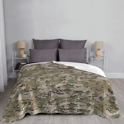 Couverture Multicam en Velours – Plaid Camouflage Militaire Multifonction, Douce et Légère - BLACKBEARD OUTDOOR INDUSTRIES