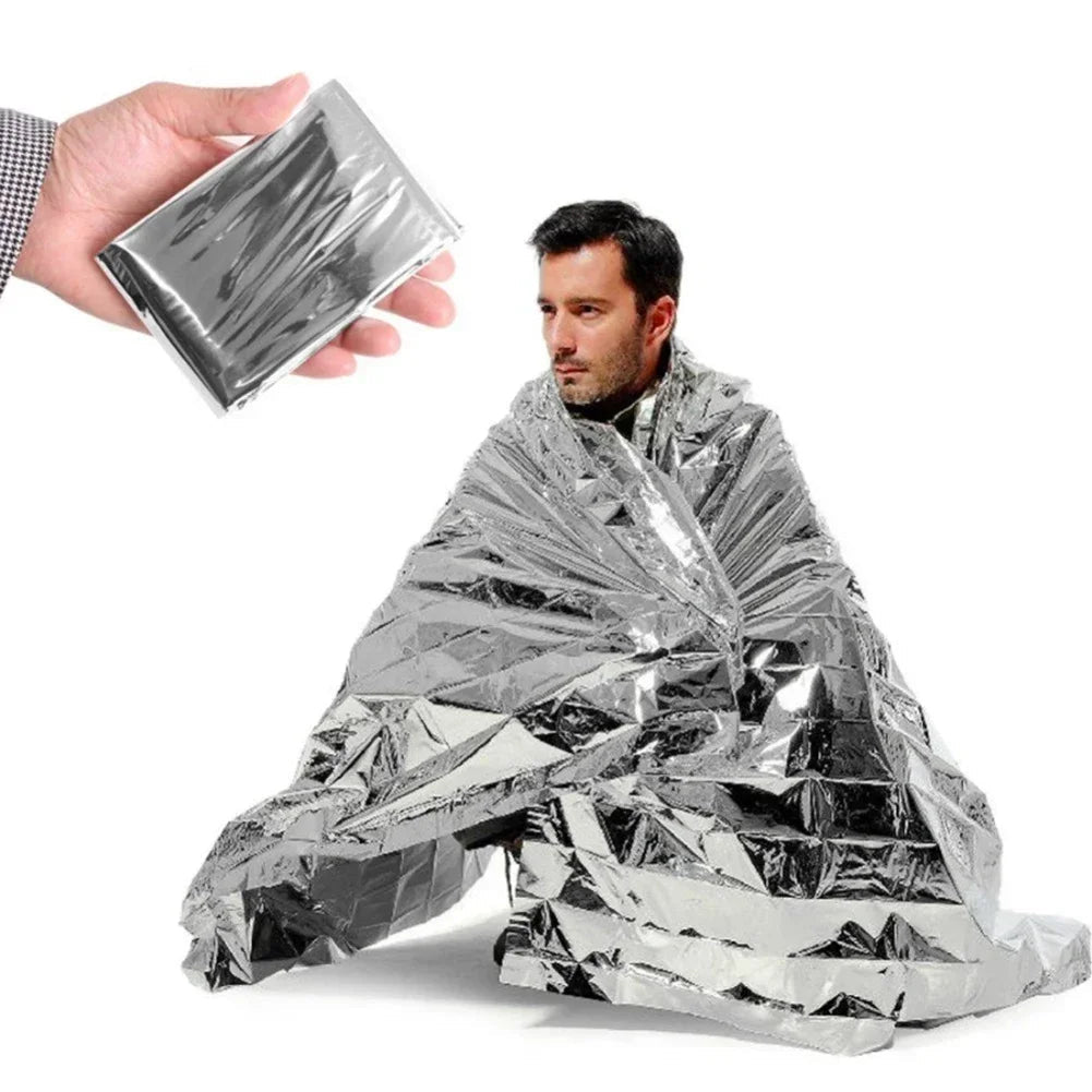 Couvertures de Survie et Premiers Secours Argentées – 1 à 20 pièces – Isolation et Sauvetage Outdoor Ma boutique
