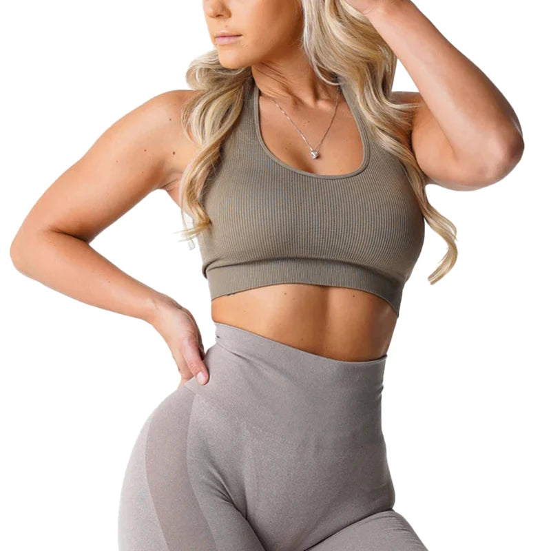 Soutien-Gorge Sans Couture à Col Halter "Limitless" - Spandex Élastique et Respirant pour Femmes, Confort et Maintien, Idéal pour le Fitness et le Yoga - BLACKBEARD OUTDOOR INDUSTRIES