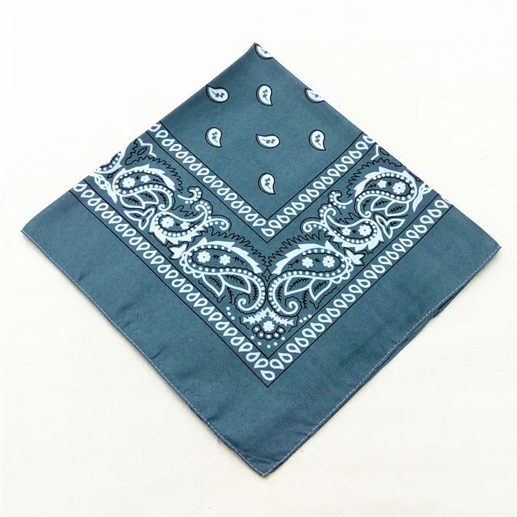 Bandana Carré Hip Hop en Coton – 54x54 cm, Imprimé Paisley - BLACKBEARD OUTDOOR INDUSTRIES