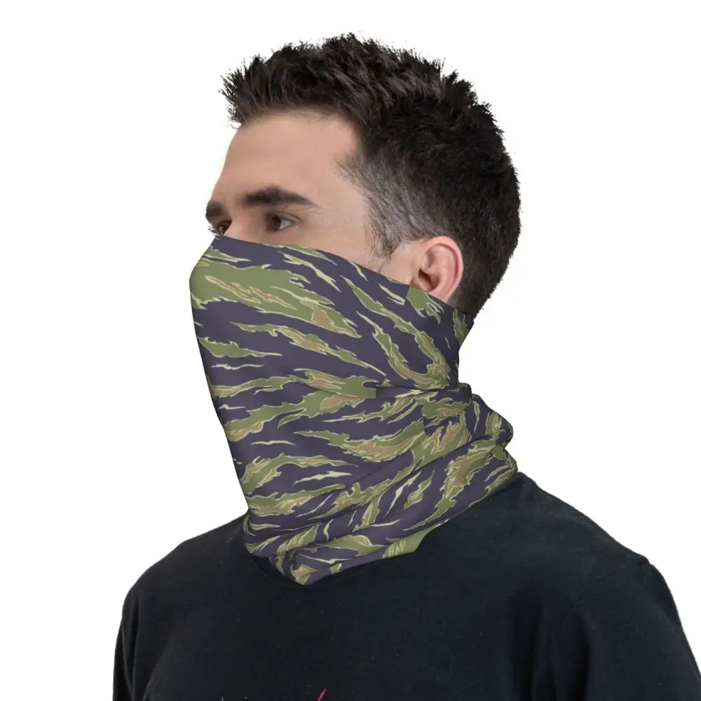 Tiger Stripe Camo – Bandeau Tour de Cou Hiver Multifonction pour Hommes et Femmes | Parfait pour Randonnée, Cyclisme, Sports Outdoor et Usage Quotidien - BLACKBEARD OUTDOOR INDUSTRIES