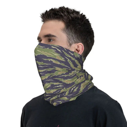 Tiger Stripe Camo – Bandeau Tour de Cou Hiver Multifonction pour Hommes et Femmes | Parfait pour Randonnée, Cyclisme, Sports Outdoor et Usage Quotidien - BLACKBEARD OUTDOOR INDUSTRIES