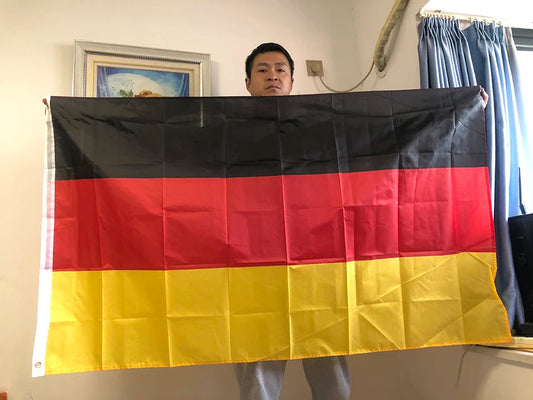 Drapeau Allemand SKY FLAG – 90x150cm en Polyester (Noir, Rouge, Jaune) – Drapeau National de l’Allemagne BLACKBEARD OUTDOOR INDUSTRIES