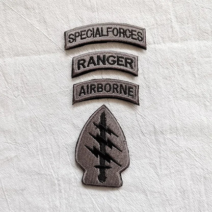 Patch Brodé Forces Spéciales avec Drapeau des États-Unis –  avec Velcro pour Casque, Vêtements et Équipements Militaires - BLACKBEARD OUTDOOR INDUSTRIES