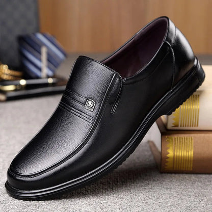 Chaussures en Cuir Véritable pour Homme – Mocassins Élégants, Style Business Casual – Confort Exceptionnel et Respirabilité – Chaussures Plates Classiques et Durables BLACKBEARD OUTDOOR INDUSTRIES
