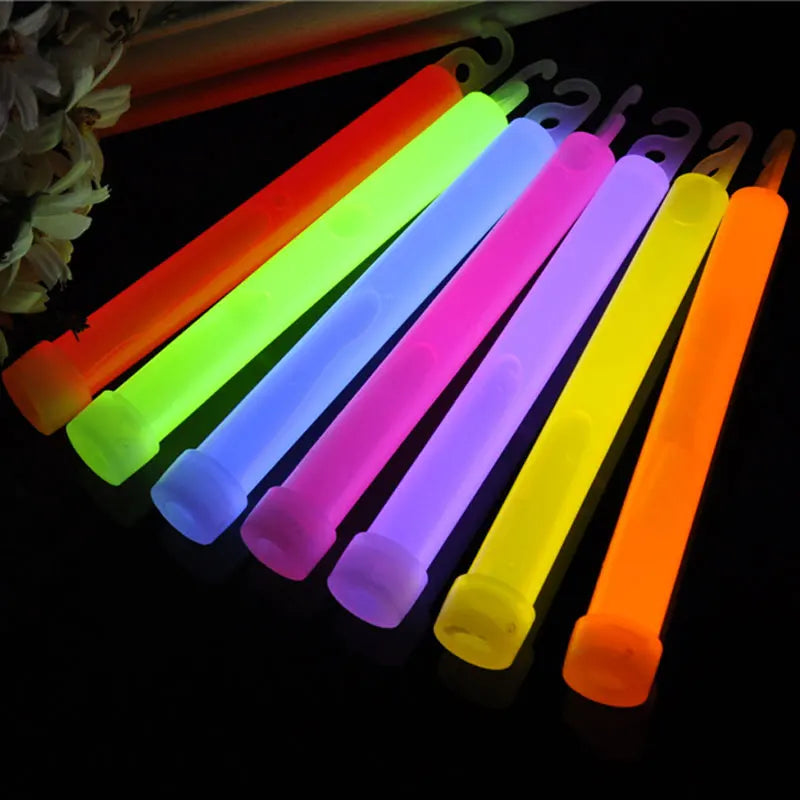 Lot de 10 Bâtons Lumineux Fluorescents avec Crochet – 6 pouces (15 cm) - BLACKBEARD OUTDOOR INDUSTRIES