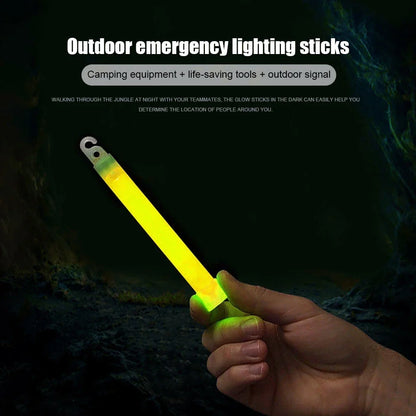 Lot de 50 Bâtons Lumineux Fluorescents 15 cm Équipement de Survie Militaire | Camping, Randonnée, SOS, Urgence, Fête | - BLACKBEARD OUTDOOR INDUSTRIES