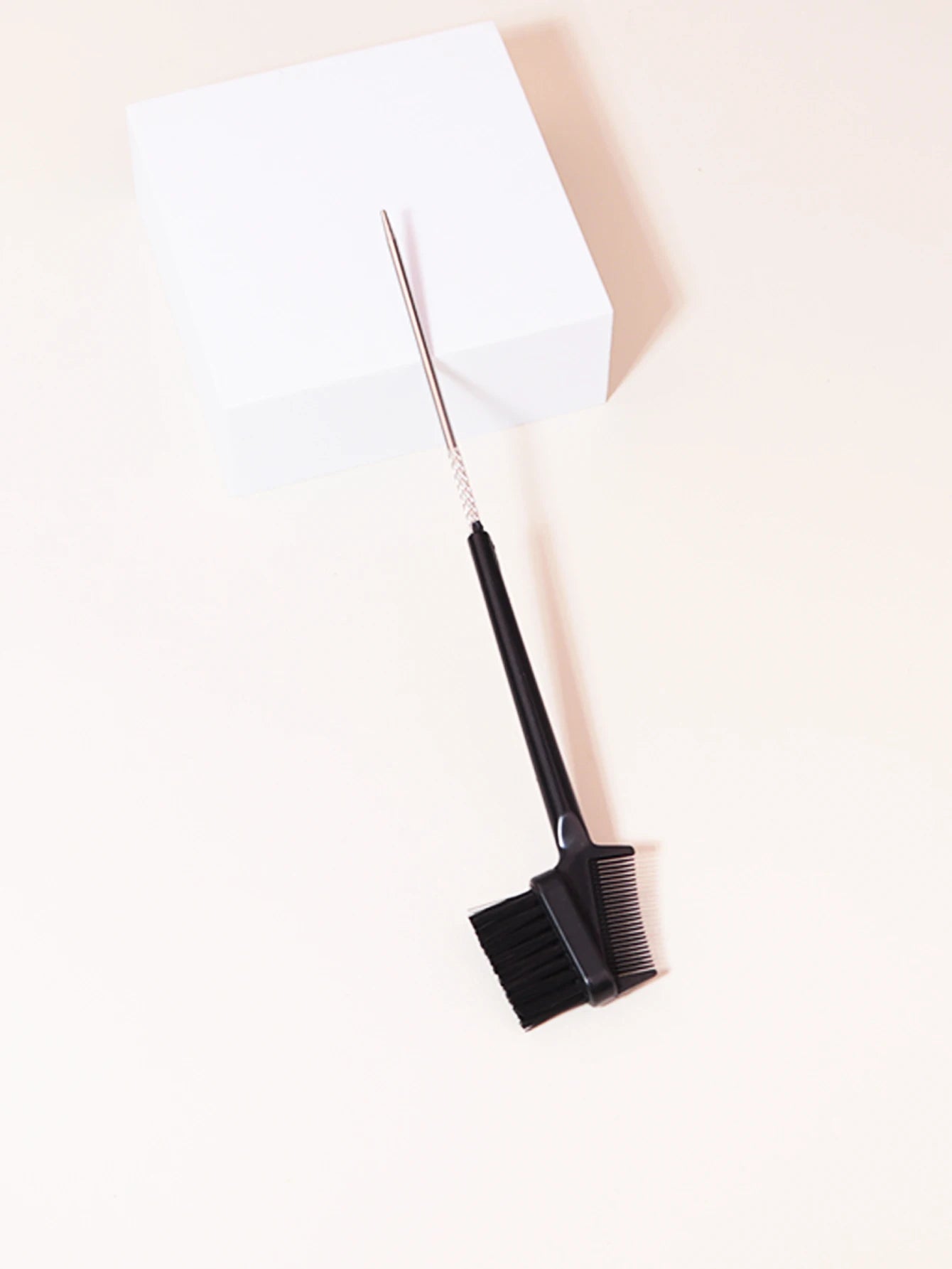 Brosse double-face pour contours et sourcils - BLACKBEARD OUTDOOR INDUSTRIES